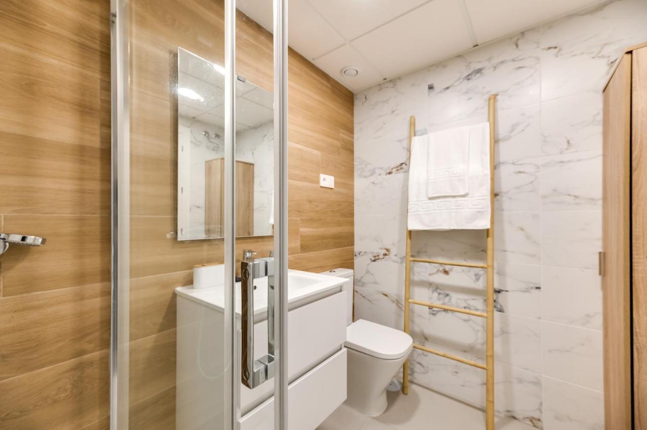 Апартаменты Lxr La Concha 2Hab A Pasos Del Mar Фуэнхирола Экстерьер фото